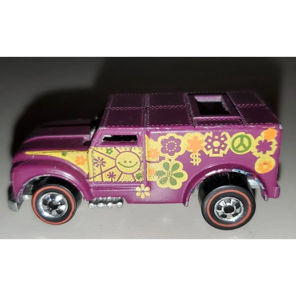 Hot Wheels Funny Money 1970 Plum Enamel